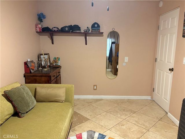 1622 S Pacific, Santa Ana, CA 92704