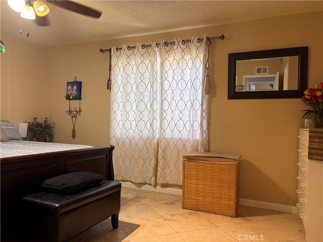 1622 S Pacific, Santa Ana, CA 92704