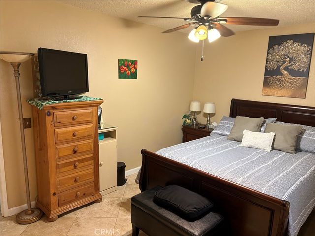 1622 S Pacific, Santa Ana, CA 92704