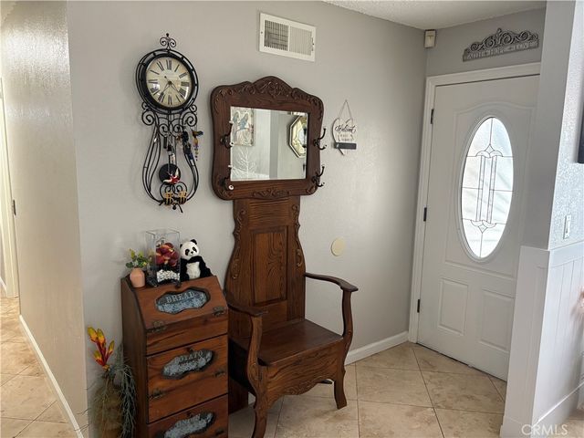 1622 S Pacific, Santa Ana, CA 92704