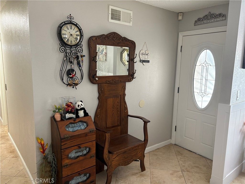 1622 S Pacific, Santa Ana, CA 92704 — photo 3
