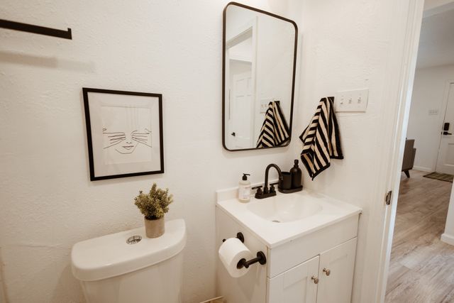 1810 N 11th Street, Waco, TX 76707