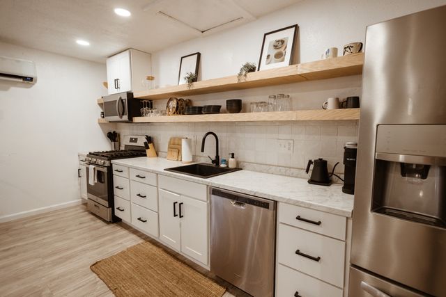 1810 N 11th Street, Waco, TX 76707