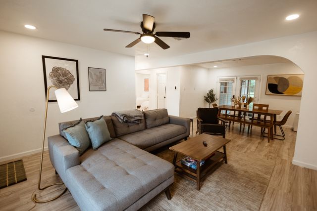 1810 N 11th Street, Waco, TX 76707