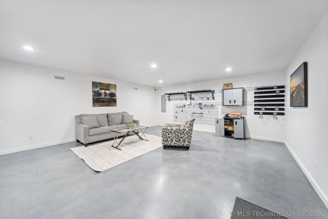 18342 S 132nd East Avenue E, Bixby, OK 74008