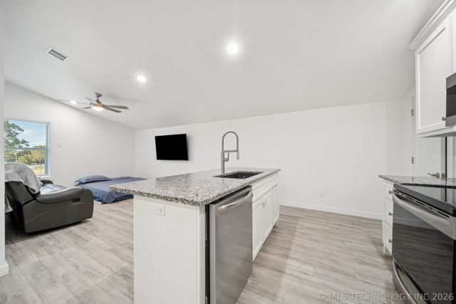 18342 S 132nd East Avenue E, Bixby, OK 74008