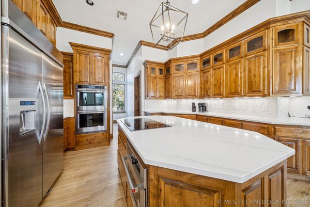 18342 S 132nd East Avenue E, Bixby, OK 74008