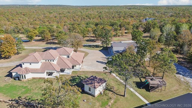 18342 S 132nd East Avenue E, Bixby, OK 74008