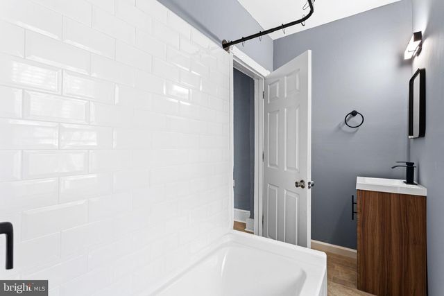 1218 S HANSON ST, Philadelphia, PA 19143