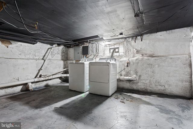 1218 S HANSON ST, Philadelphia, PA 19143