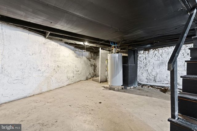 1218 S HANSON ST, Philadelphia, PA 19143