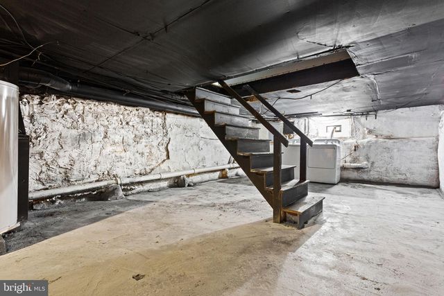 1218 S HANSON ST, Philadelphia, PA 19143