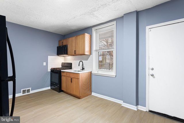 1218 S HANSON ST, Philadelphia, PA 19143