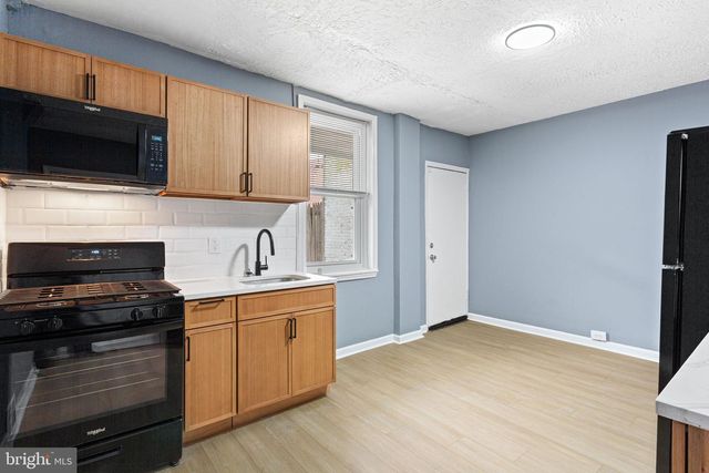 1218 S HANSON ST, Philadelphia, PA 19143