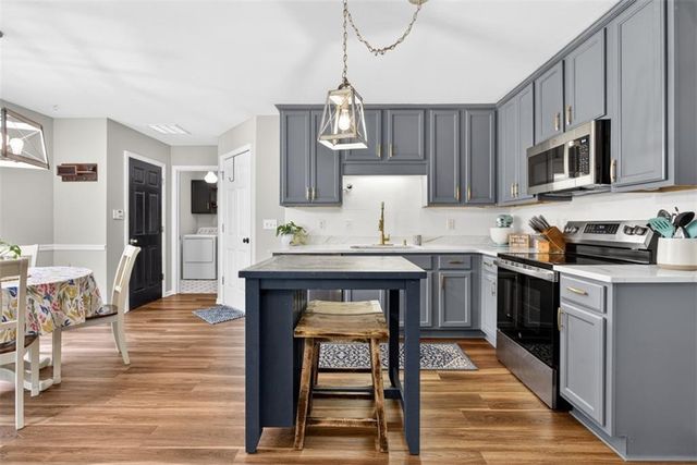 3512 Windy Oaks Way, Loganville, GA 30052