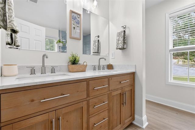 3512 Windy Oaks Way, Loganville, GA 30052
