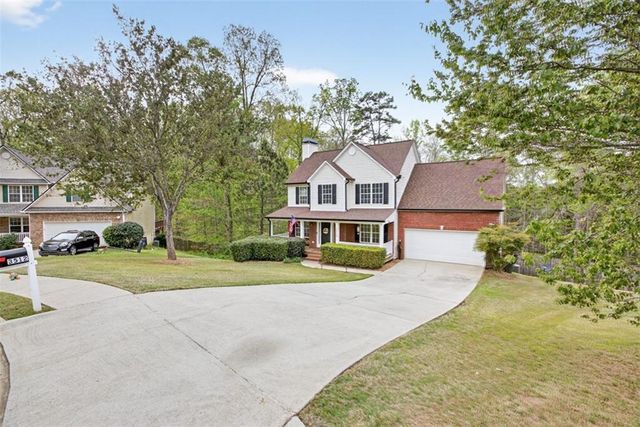 3512 Windy Oaks Way, Loganville, GA 30052