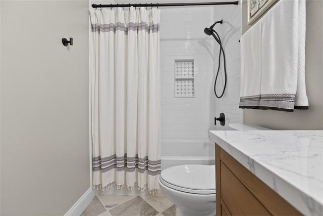 3512 Windy Oaks Way, Loganville, GA 30052