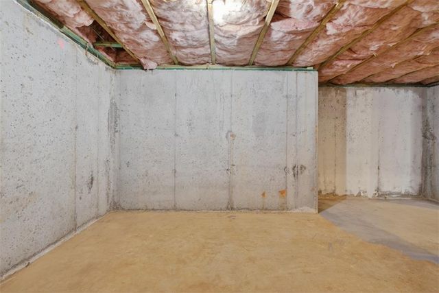 3512 Windy Oaks Way, Loganville, GA 30052