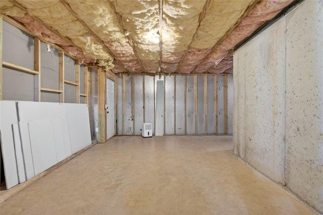 3512 Windy Oaks Way, Loganville, GA 30052