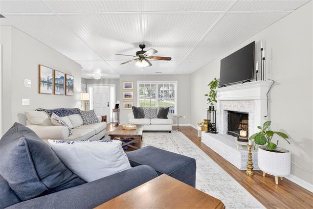 3512 Windy Oaks Way, Loganville, GA 30052