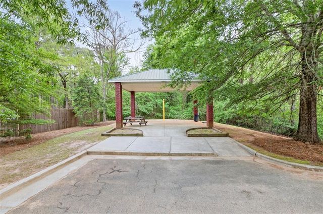 3512 Windy Oaks Way, Loganville, GA 30052