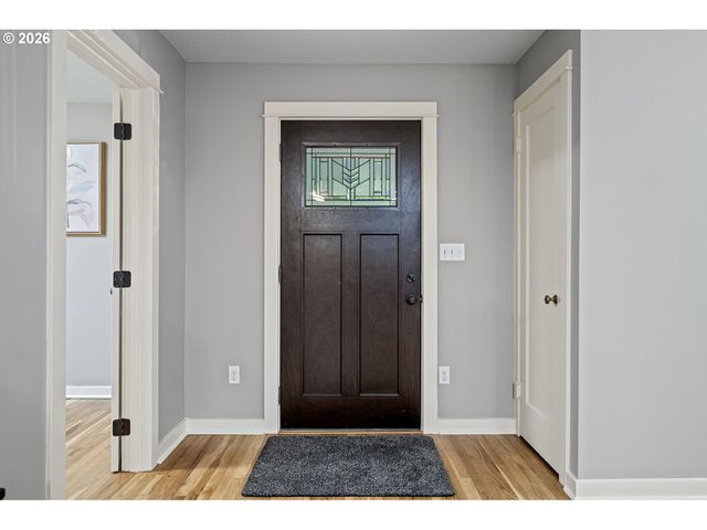 1624 WALNUT St, Eugene, OR 97403