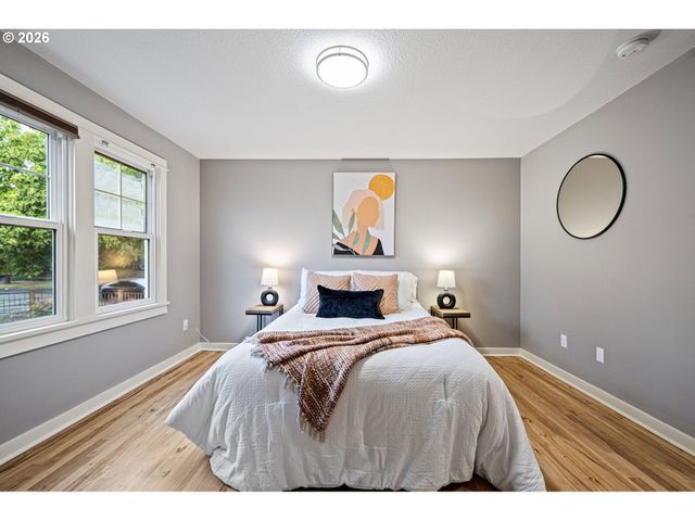 1624 WALNUT St, Eugene, OR 97403