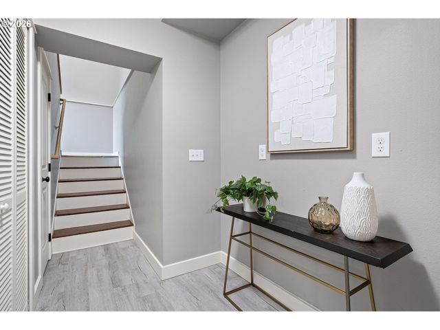 1624 WALNUT St, Eugene, OR 97403
