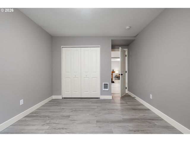 1624 WALNUT St, Eugene, OR 97403