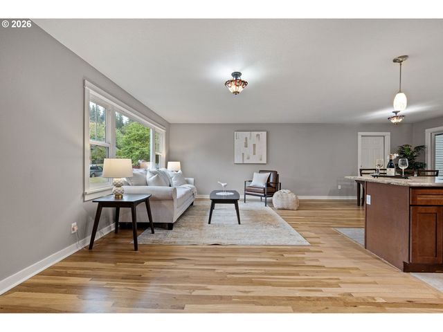 1624 WALNUT St, Eugene, OR 97403