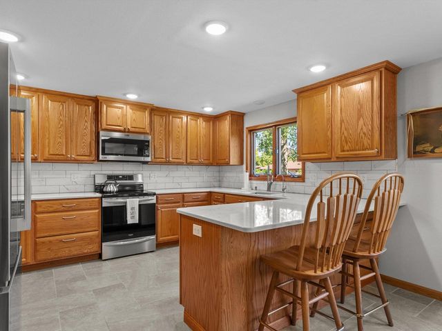 1520 Carmen AVENUE, Sheboygan, WI 53081