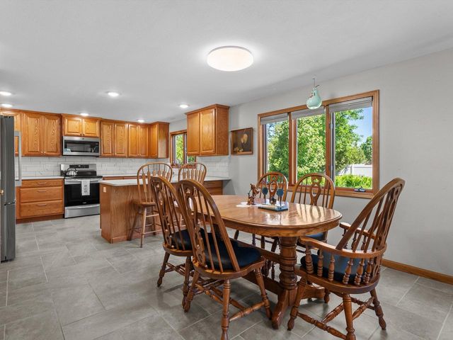 1520 Carmen AVENUE, Sheboygan, WI 53081