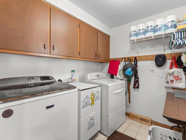 1520 Carmen AVENUE, Sheboygan, WI 53081