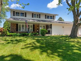 1520 Carmen AVENUE, Sheboygan, WI 53081