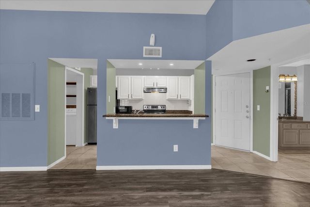 413 SUMMIT RIDGE PLACE 315, Longwood, FL 32779