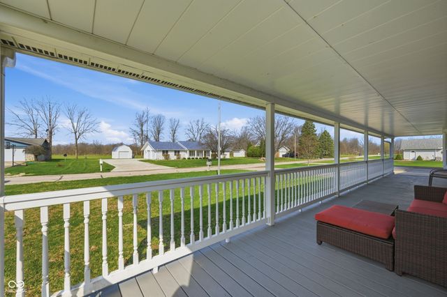 675 Gillcrest Drive, Albany, IN 47320