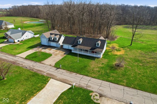 675 Gillcrest Drive, Albany, IN 47320