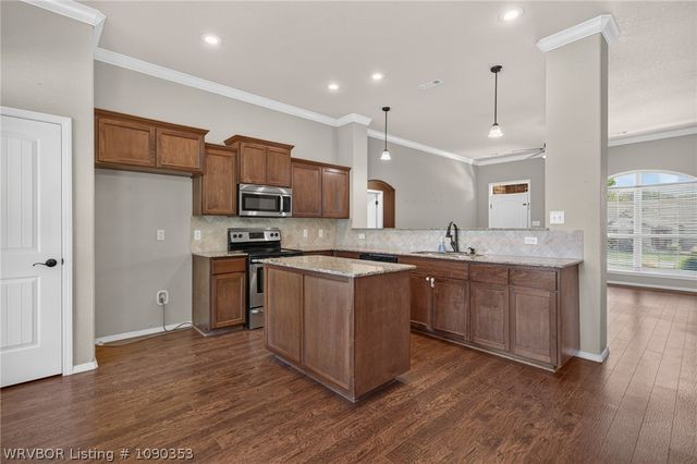 702 Knoxville Street, Greenwood, AR 72936
