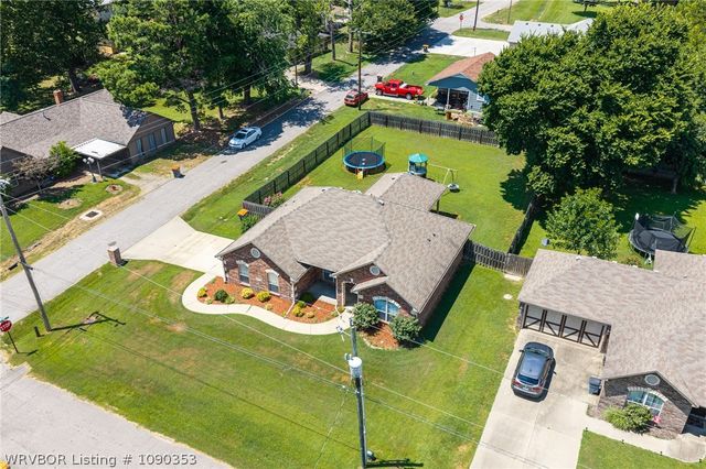 702 Knoxville Street, Greenwood, AR 72936