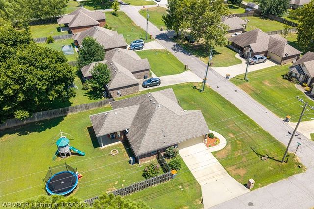 702 Knoxville Street, Greenwood, AR 72936