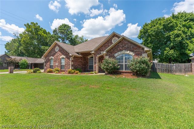 702 Knoxville Street, Greenwood, AR 72936