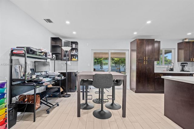 16700 SW 102nd Pl, Miami, FL 33157