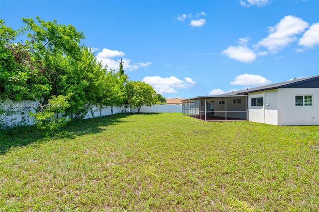16700 SW 102nd Pl, Miami, FL 33157