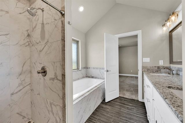 5907 NE Cornwallis Dr, Elgin, OK 73538