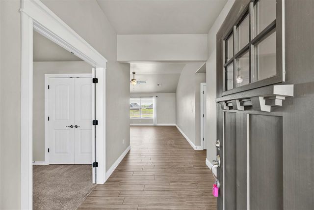 5907 NE Cornwallis Dr, Elgin, OK 73538