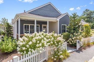 9 Dorset Lane 9, Plymouth, MA 02360