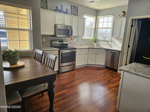 2060 Tivoli Lane, Sparks, NV 89434