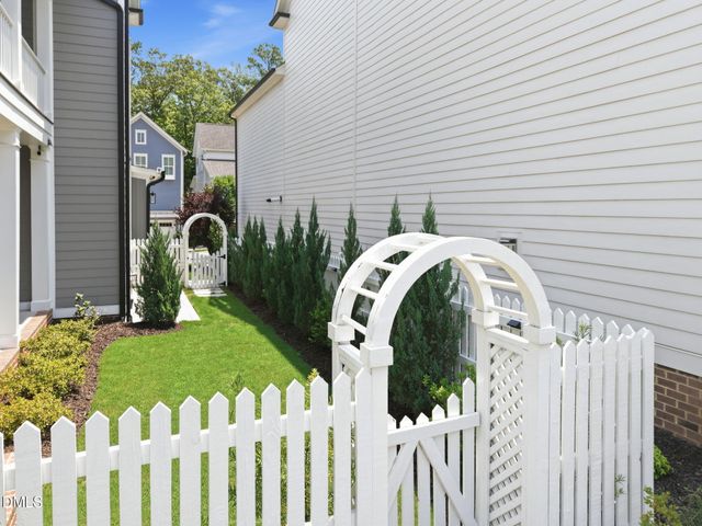 1108 Kentlands Drive, Durham, NC 27713