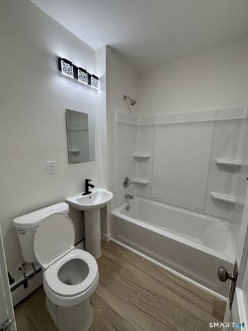 18 Carmody Street 2, New Britain, CT 06053